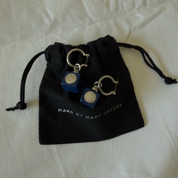 Marc Jacobs Blue and Silver Square Hoop Earrings - Picture 2 of 3